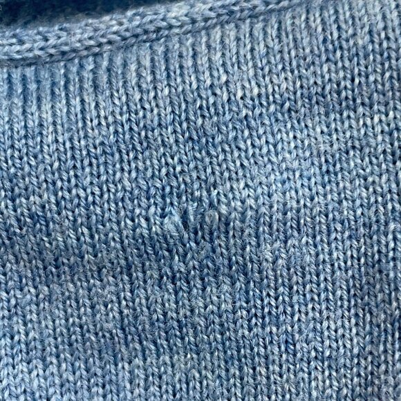 Peter Millar Mens Medium Blue V Neck Sweater 100% Merino Wool Long Sleeve - Picture 7 of 8